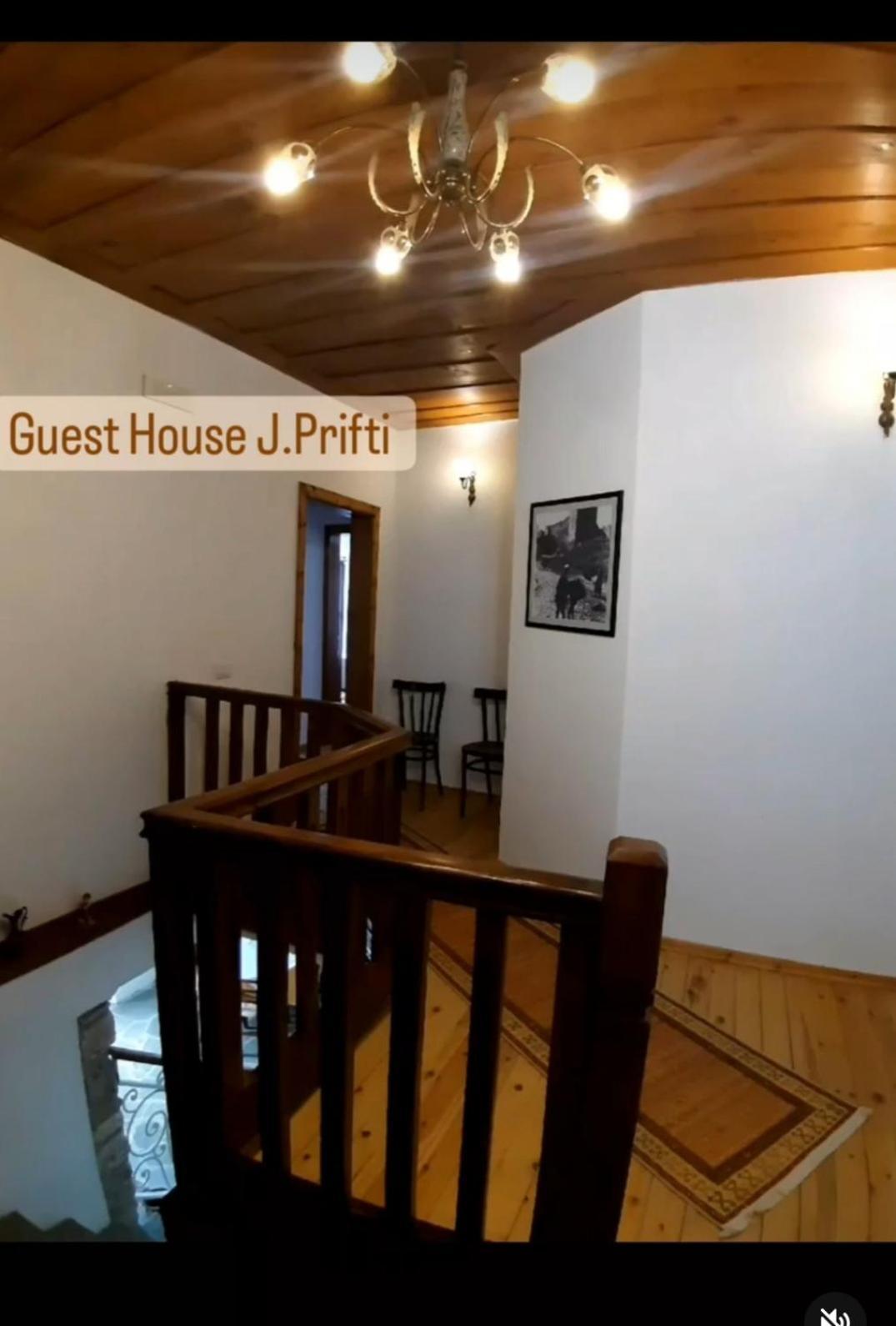 Guest House J.Prifti 培拉特 外观 照片